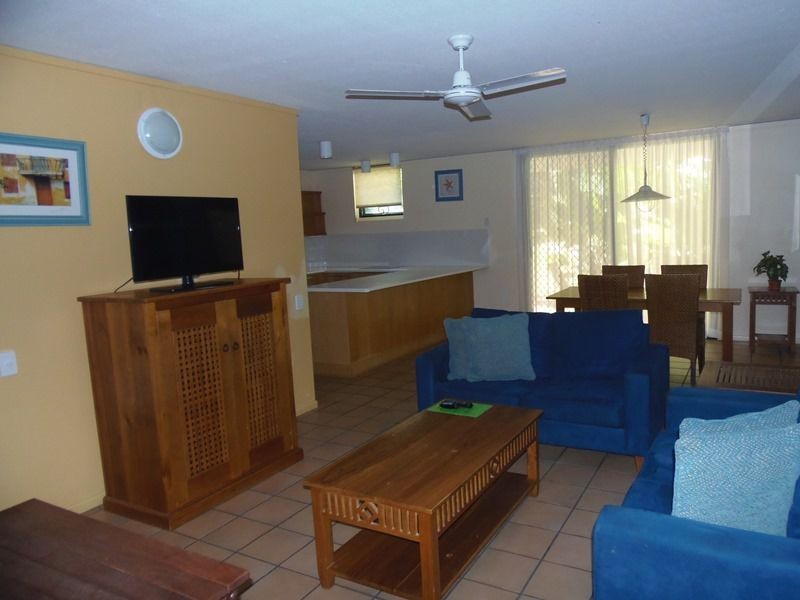 Unit 2/9 Rainbow Shores Drive, Rainbow Beach QLD 4581