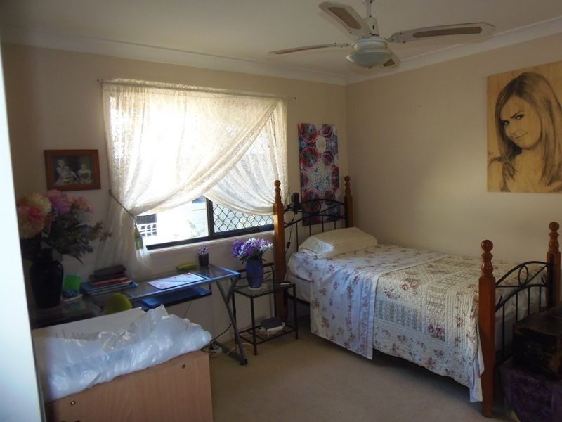 27 Satinwood Drive, Rainbow Beach QLD 4581