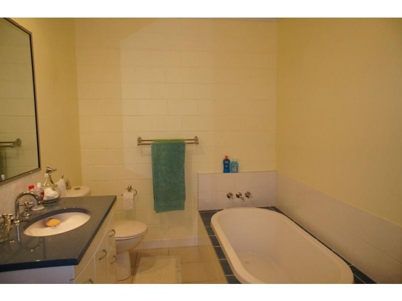 Unit 2/43 Trevally Street, Tin Can Bay QLD 4580