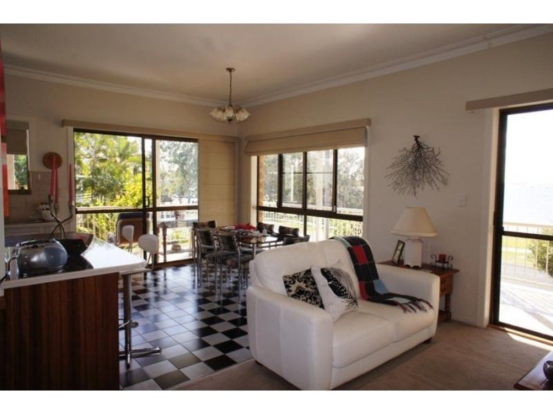 49 Esplanade, Tin Can Bay QLD 4580