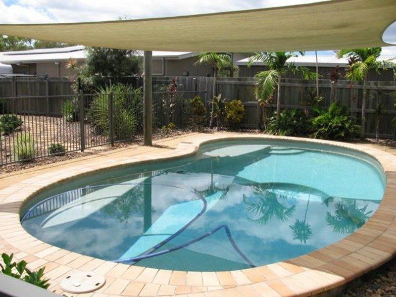 1 Lomandra Avenue, Cooloola Cove QLD 4580
