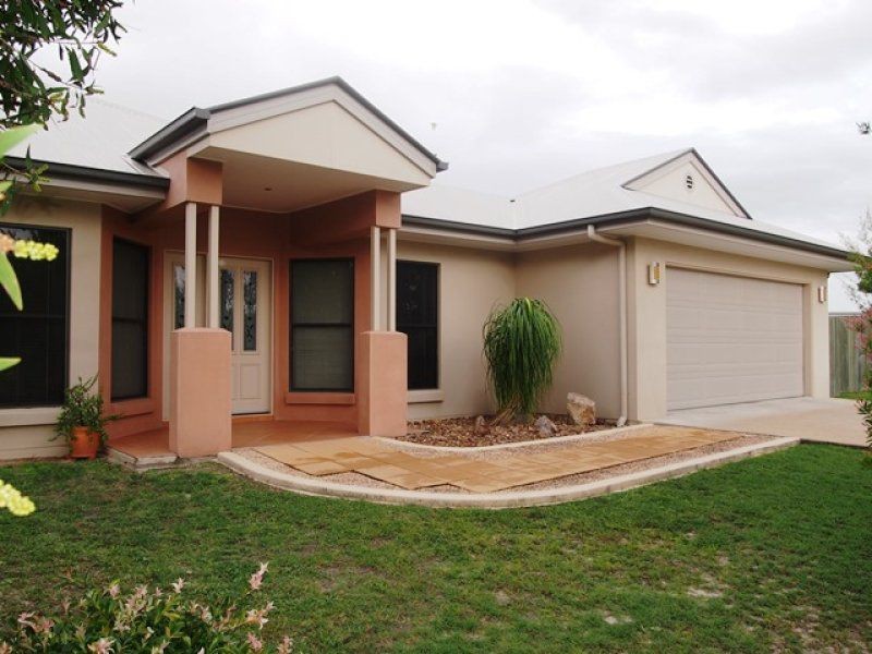 1 Lomandra Avenue, Cooloola Cove QLD 4580