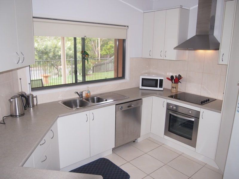 1 Lomandra Avenue, Cooloola Cove QLD 4580