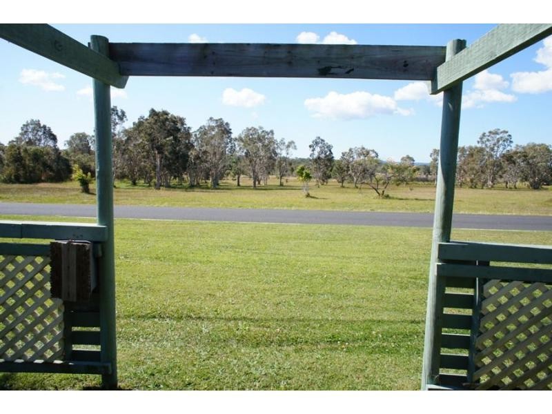 20 Mauretania Avenue, Cooloola Cove QLD 4580