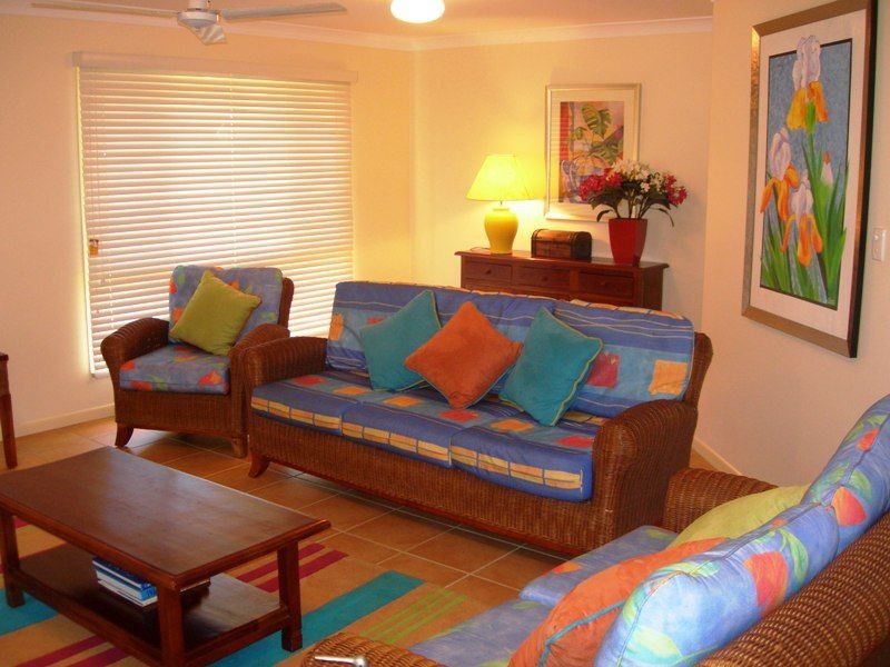 4 Boronia Place, Rainbow Beach QLD 4581