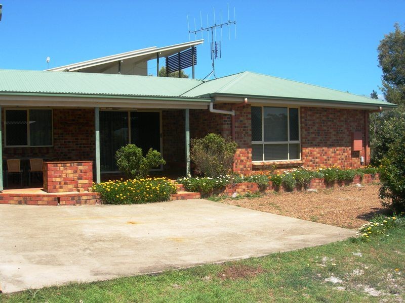 4 Boronia Place, Rainbow Beach QLD 4581
