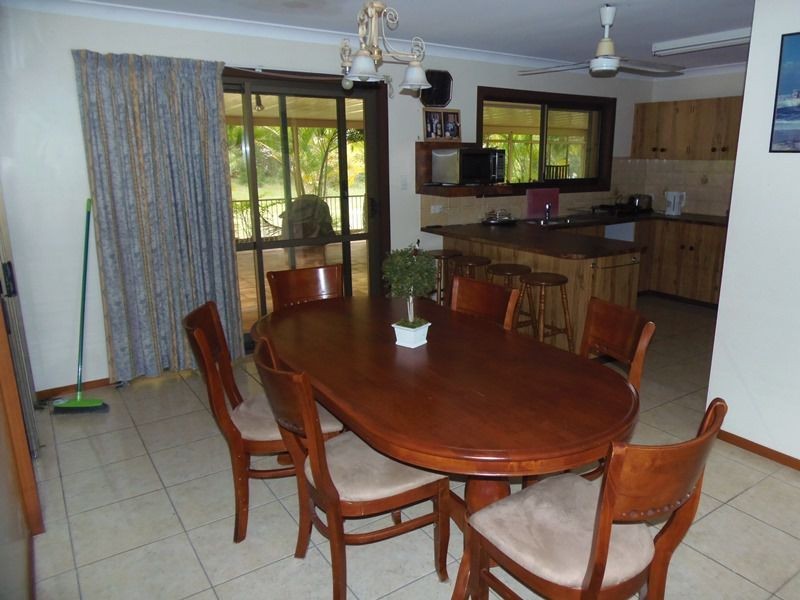 6 Kurana Street, Rainbow Beach QLD 4581