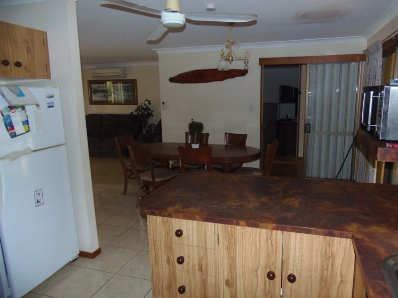 6 Kurana Street, Rainbow Beach QLD 4581