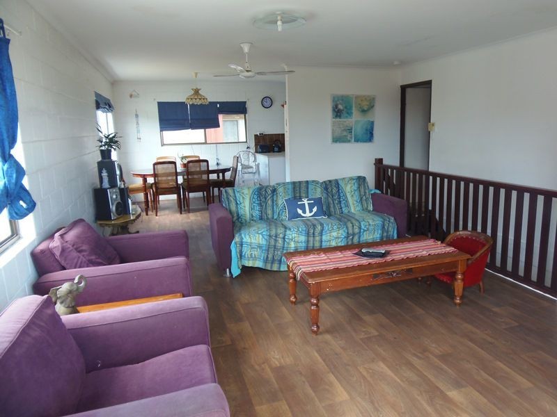 2/29 Rumbalara Avenue, Rainbow Beach QLD 4581
