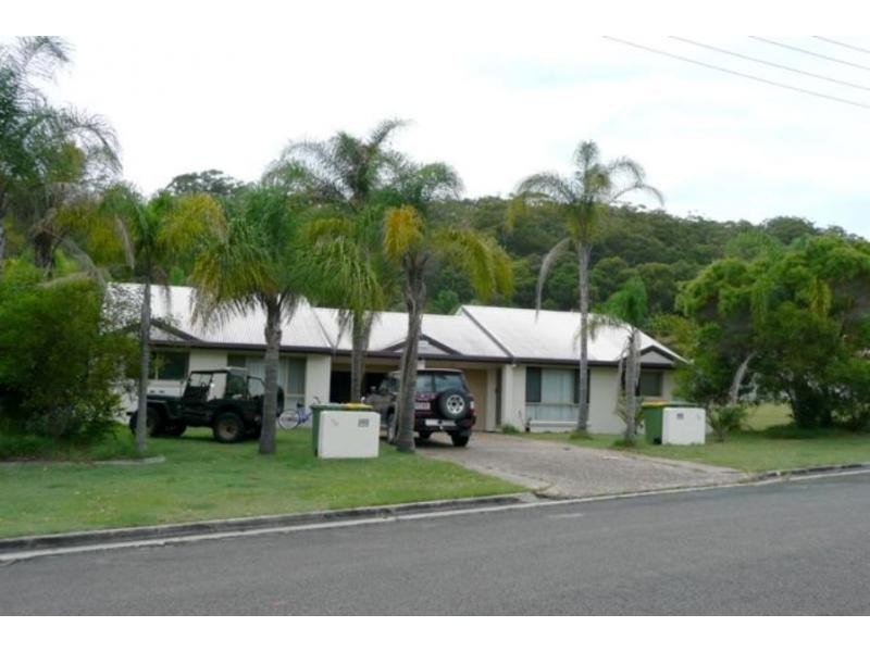 Unit 1/15 Rumbalara Avenue, Rainbow Beach QLD 4581