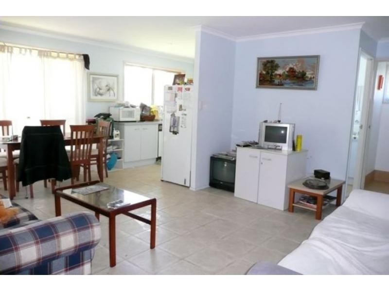 Unit 1/15 Rumbalara Avenue, Rainbow Beach QLD 4581