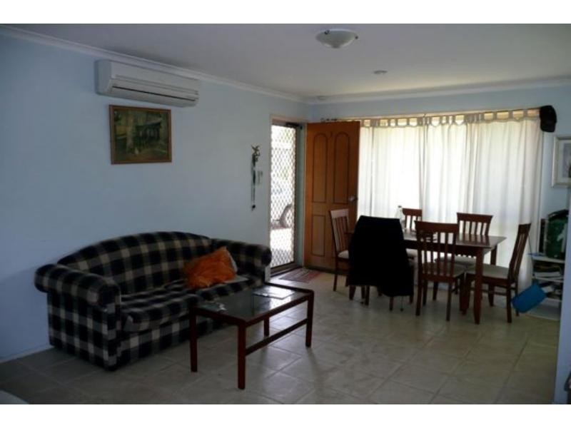 Unit 1/15 Rumbalara Avenue, Rainbow Beach QLD 4581