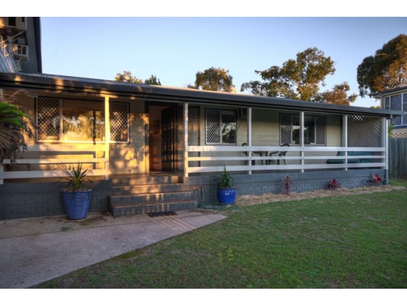 11 Zircon Street, Rainbow Beach QLD 4581