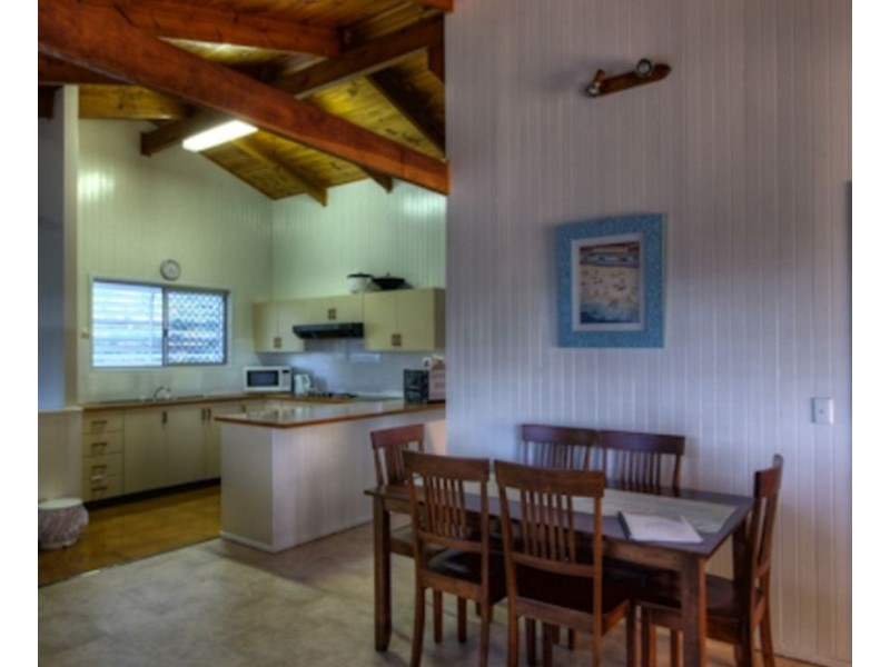 11 Zircon Street, Rainbow Beach QLD 4581