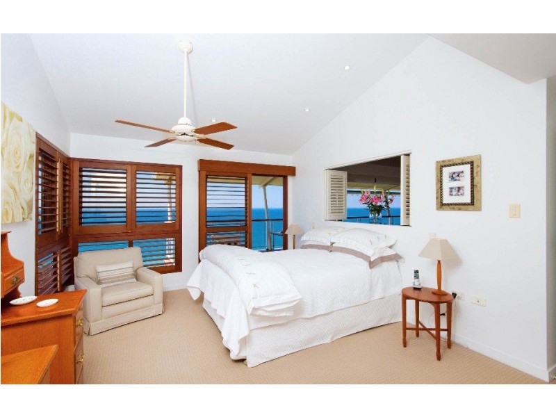 77 Cooloola Drive, Rainbow Beach QLD 4581