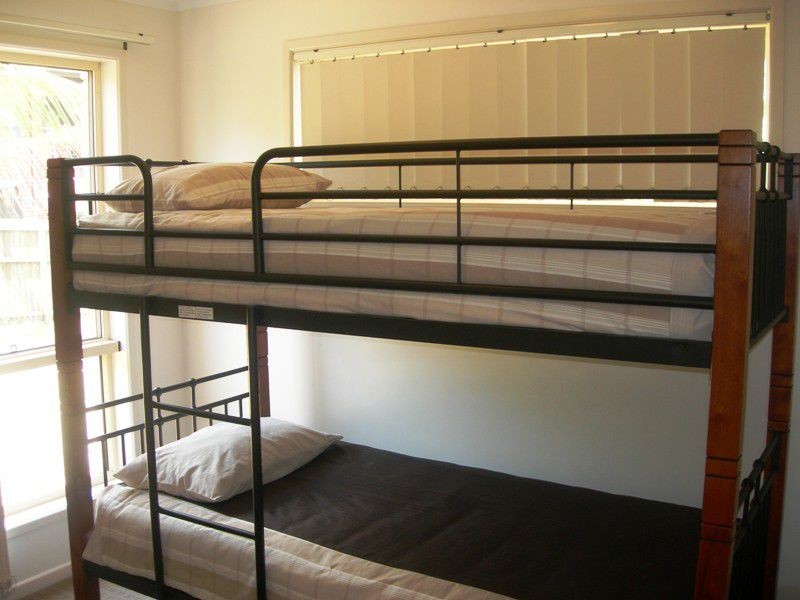 16 Bombala Crescent, Rainbow Beach QLD 4581