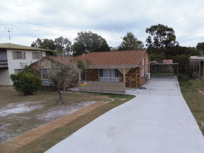 7 Manooka Drive, Rainbow Beach QLD 4581