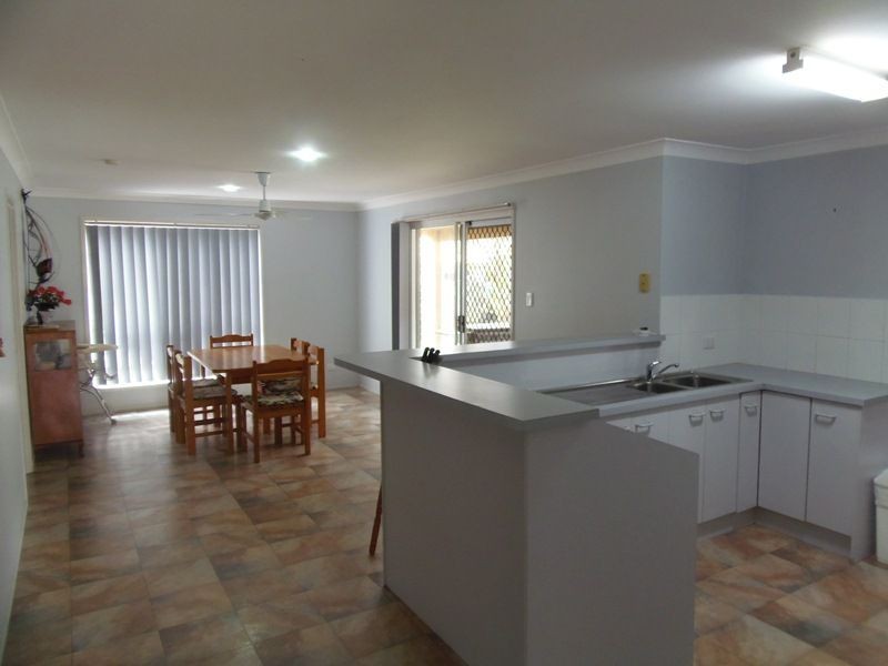 7 Manooka Drive, Rainbow Beach QLD 4581