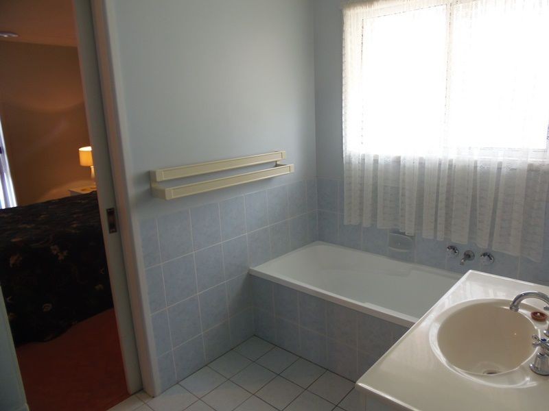 7 Manooka Drive, Rainbow Beach QLD 4581