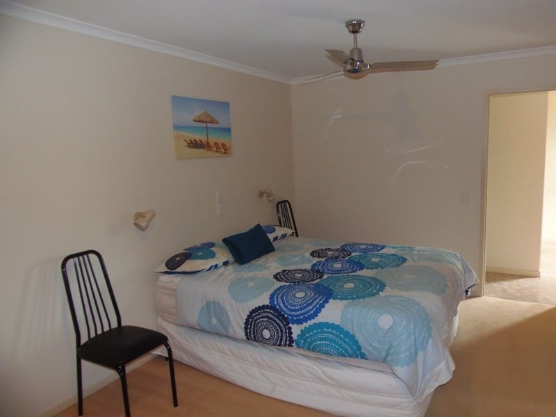 20 Manooka Drive, Rainbow Beach QLD 4581