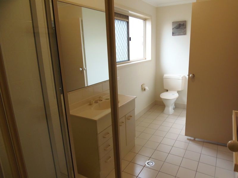 20 Manooka Drive, Rainbow Beach QLD 4581