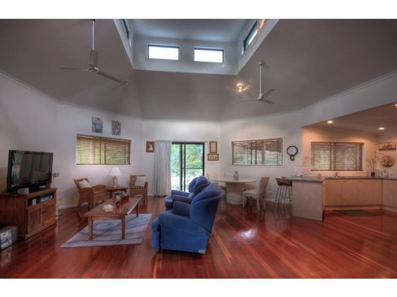 5 Esprit Drive, Rainbow Beach QLD 4581