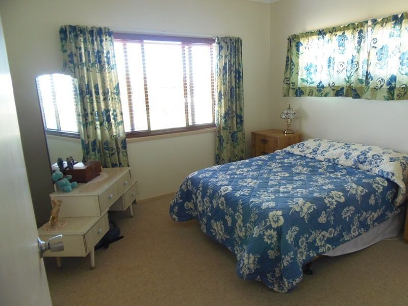 13 Bombala Crescent, Rainbow Beach QLD 4581