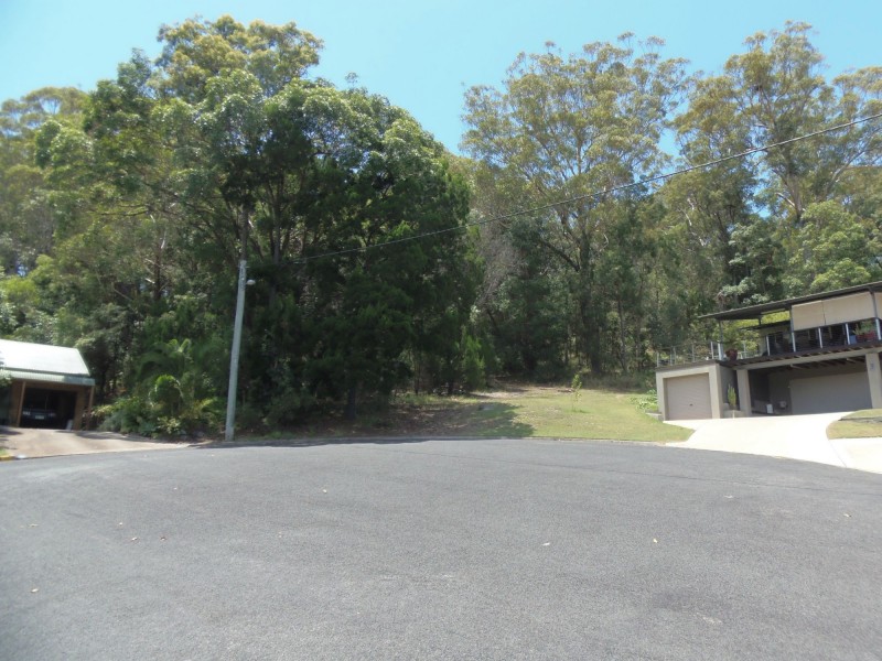 1 Pangatta Court, Rainbow Beach QLD 4581