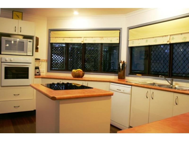 19 Cypress Avenue, Rainbow Beach QLD 4581