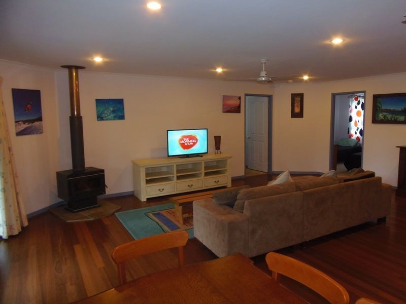 19 Cypress Avenue, Rainbow Beach QLD 4581