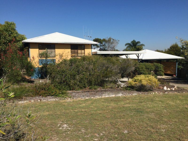 8 Bombala Crescent, Rainbow Beach QLD 4581