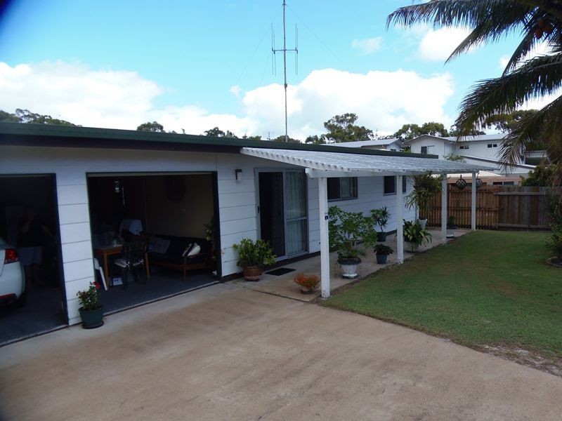 6 Coora Court, Rainbow Beach QLD 4581
