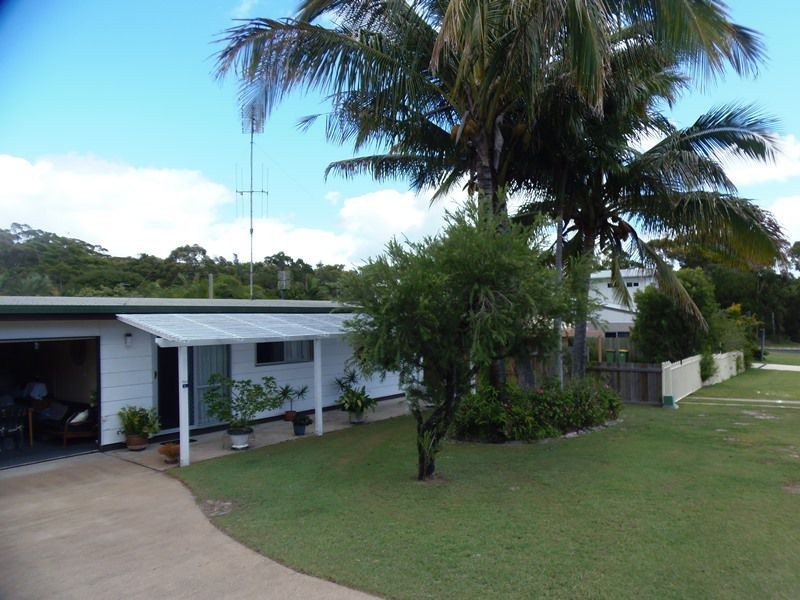 6 Coora Court, Rainbow Beach QLD 4581