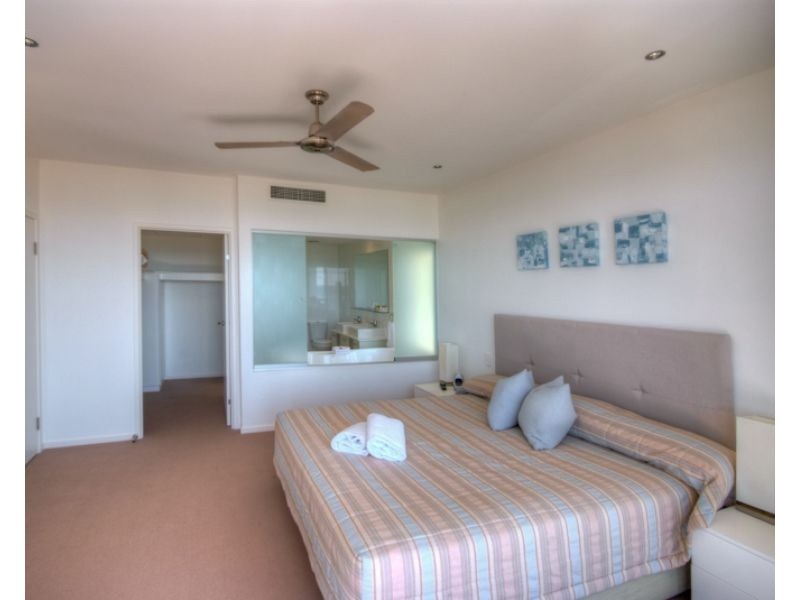 12/5 Ocean View Parade, Rainbow Beach QLD 4581