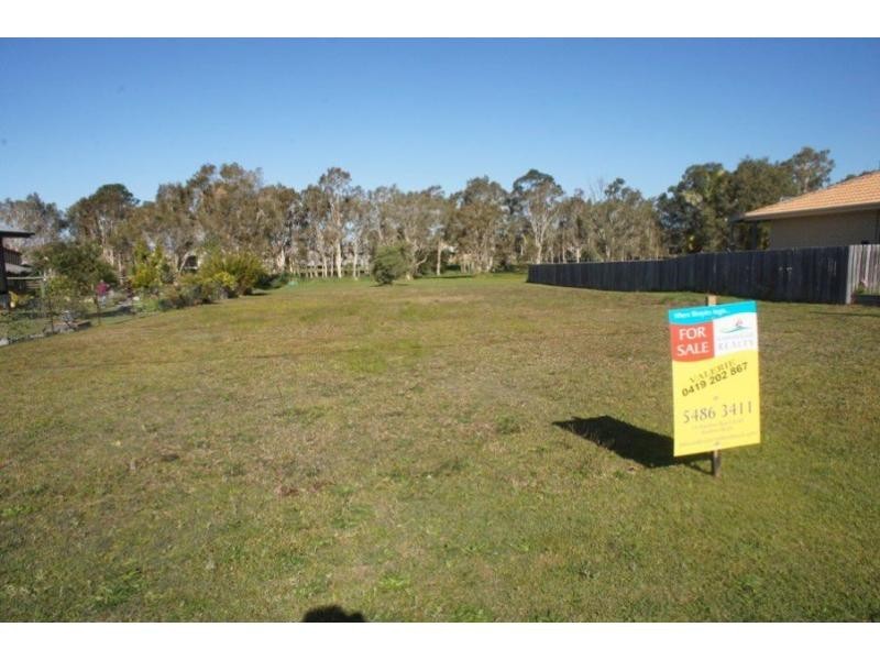129 Golden Hind Avenue, Cooloola Cove QLD 4580