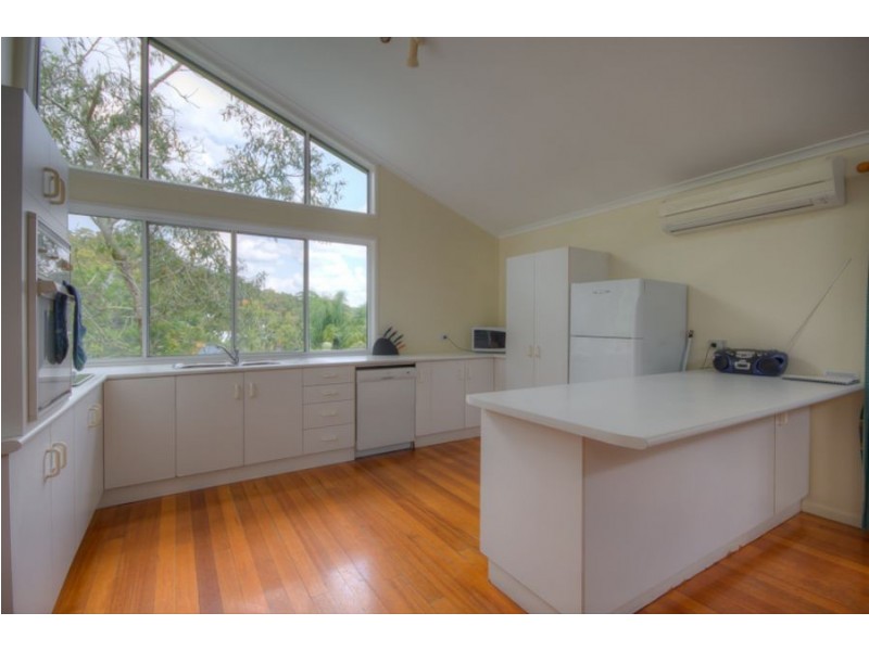 23 Cooloola Drive, Rainbow Beach QLD 4581