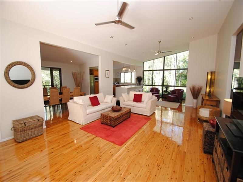 13 Clyde Road, Tin Can Bay QLD 4580