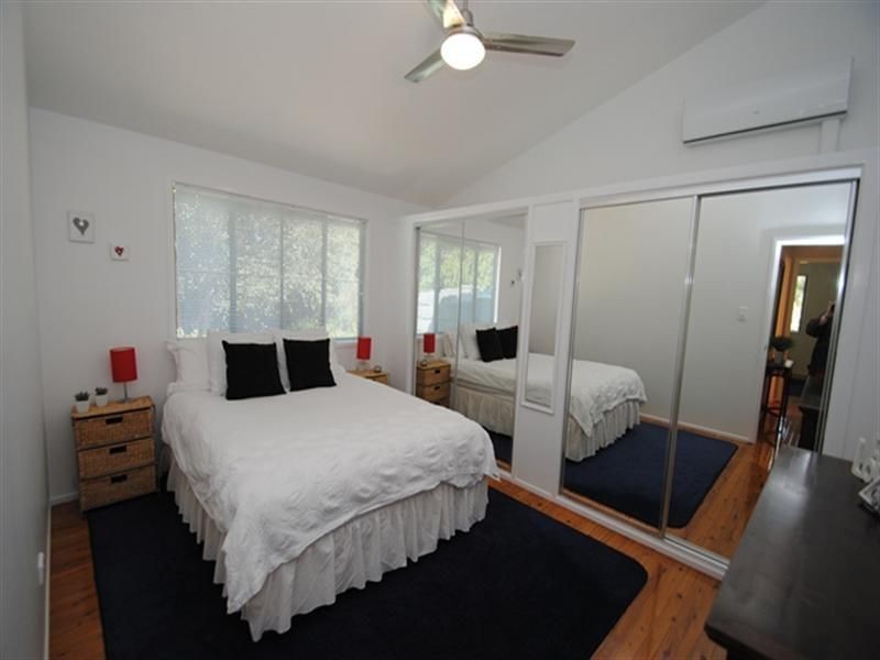 13 Clyde Road, Tin Can Bay QLD 4580