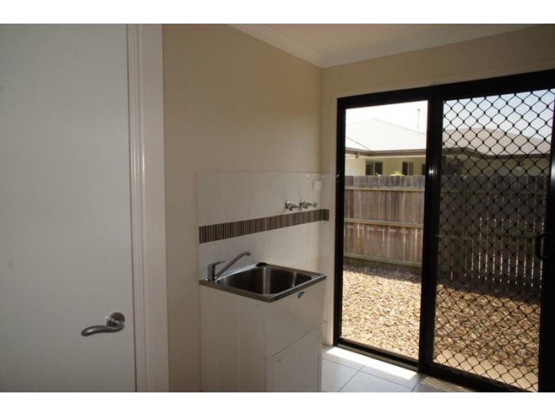 19 Habitat Circuit, Cooloola Cove QLD 4580