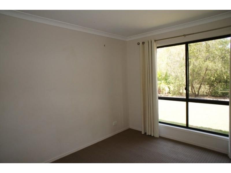 19 Habitat Circuit, Cooloola Cove QLD 4580