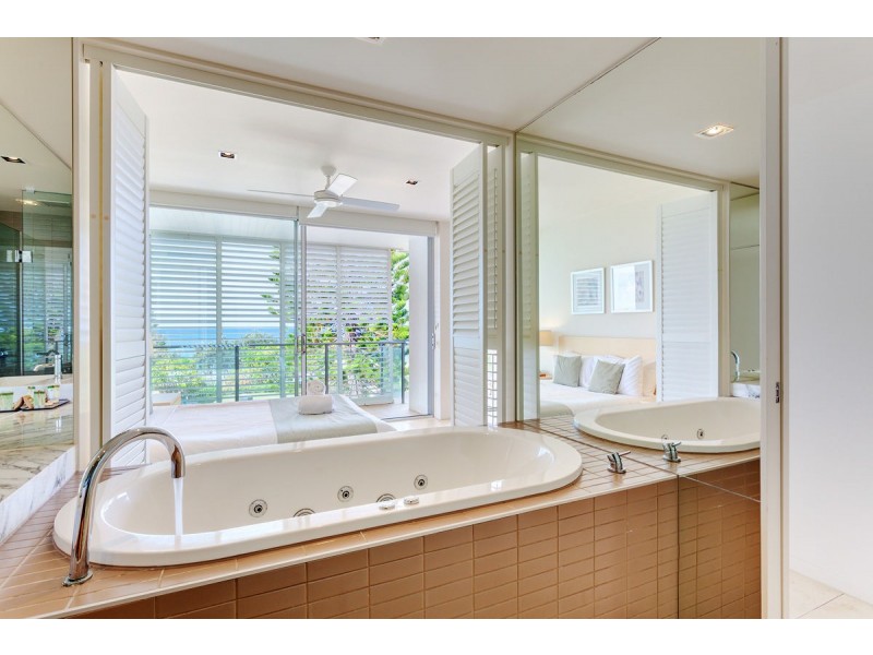 Unit 213/1 Rainbow Beach Road, Rainbow Beach QLD 4581