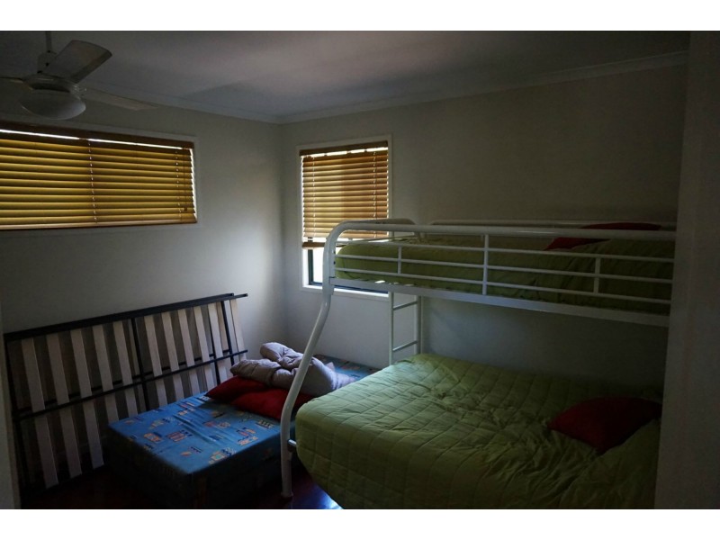 11 Naiad Court, Rainbow Beach QLD 4581