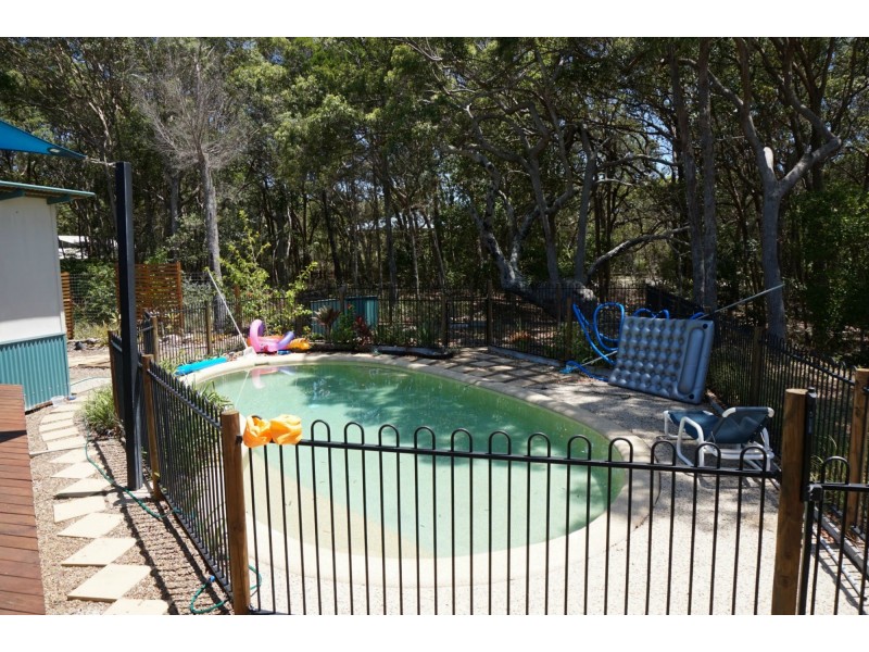 11 Naiad Court, Rainbow Beach QLD 4581