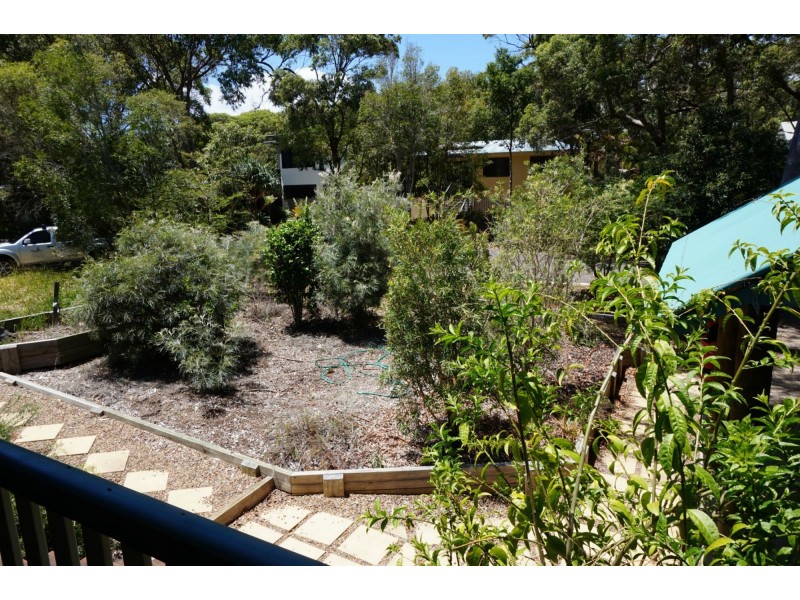 11 Naiad Court, Rainbow Beach QLD 4581