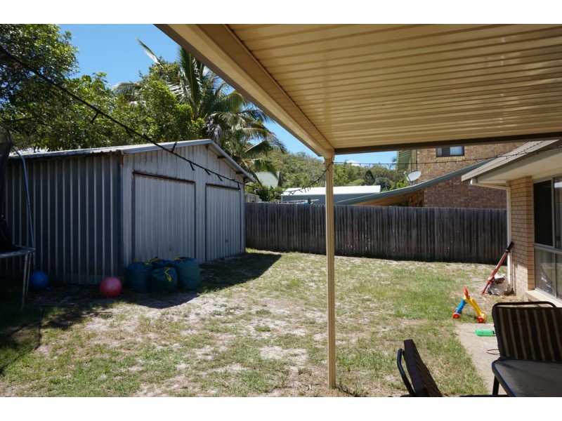 7 Rumbalara Avenue, Rainbow Beach QLD 4581