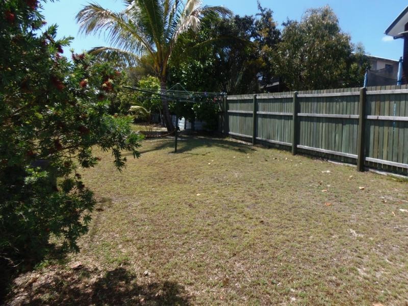 14 Bombala Crescent, Rainbow Beach QLD 4581
