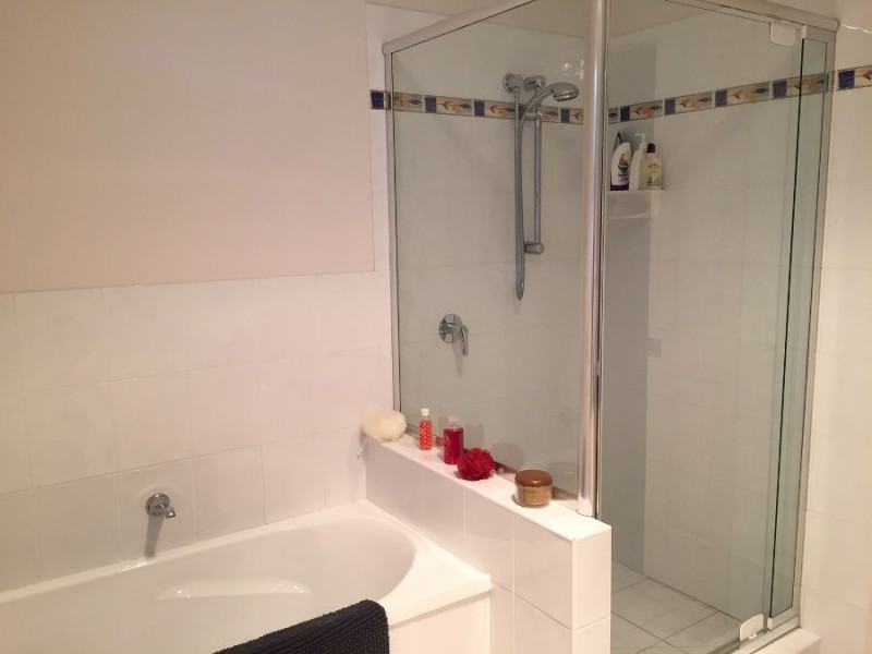 Unit 4/26 Esplanade, Tin Can Bay QLD 4580