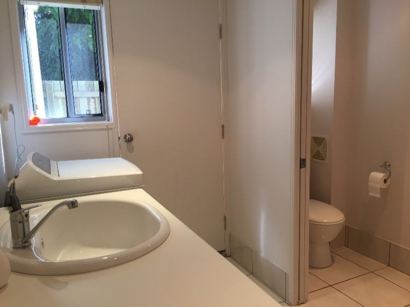 Unit 4/26 Esplanade, Tin Can Bay QLD 4580