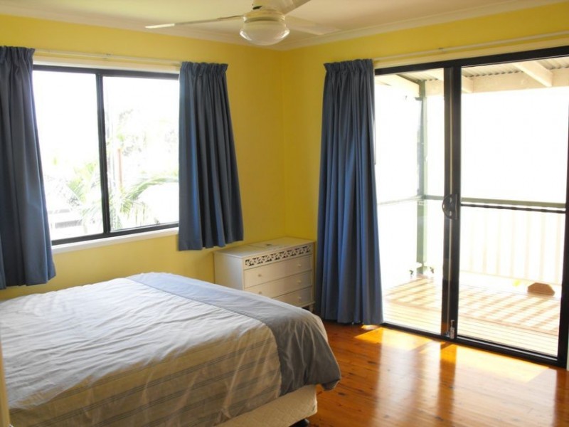 52 Bayside Road, Cooloola Cove QLD 4580