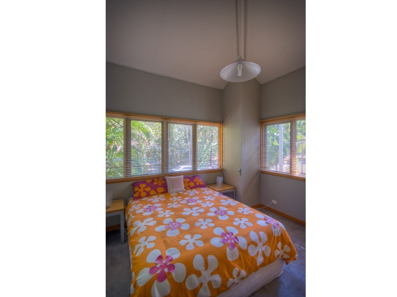 6 Satinwood Drive, Rainbow Beach QLD 4581